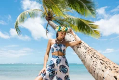 Jewel Of The Sea Mother Of Pearl Bracelet: Multi-Colored Light